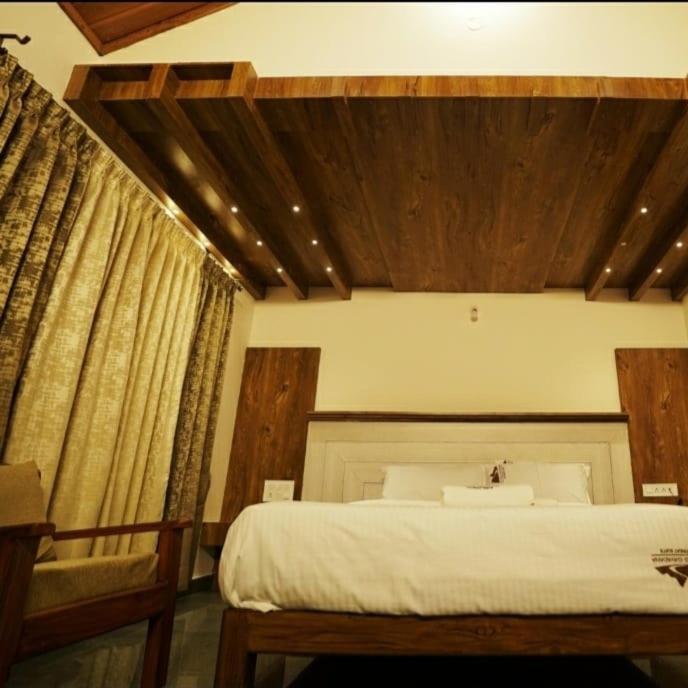 Hotel Coorggavadana Madikeri Exteriér fotografie