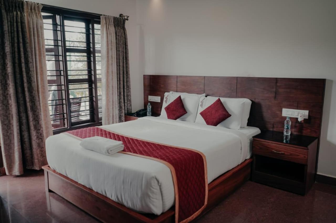 Hotel Coorggavadana Madikeri Exteriér fotografie