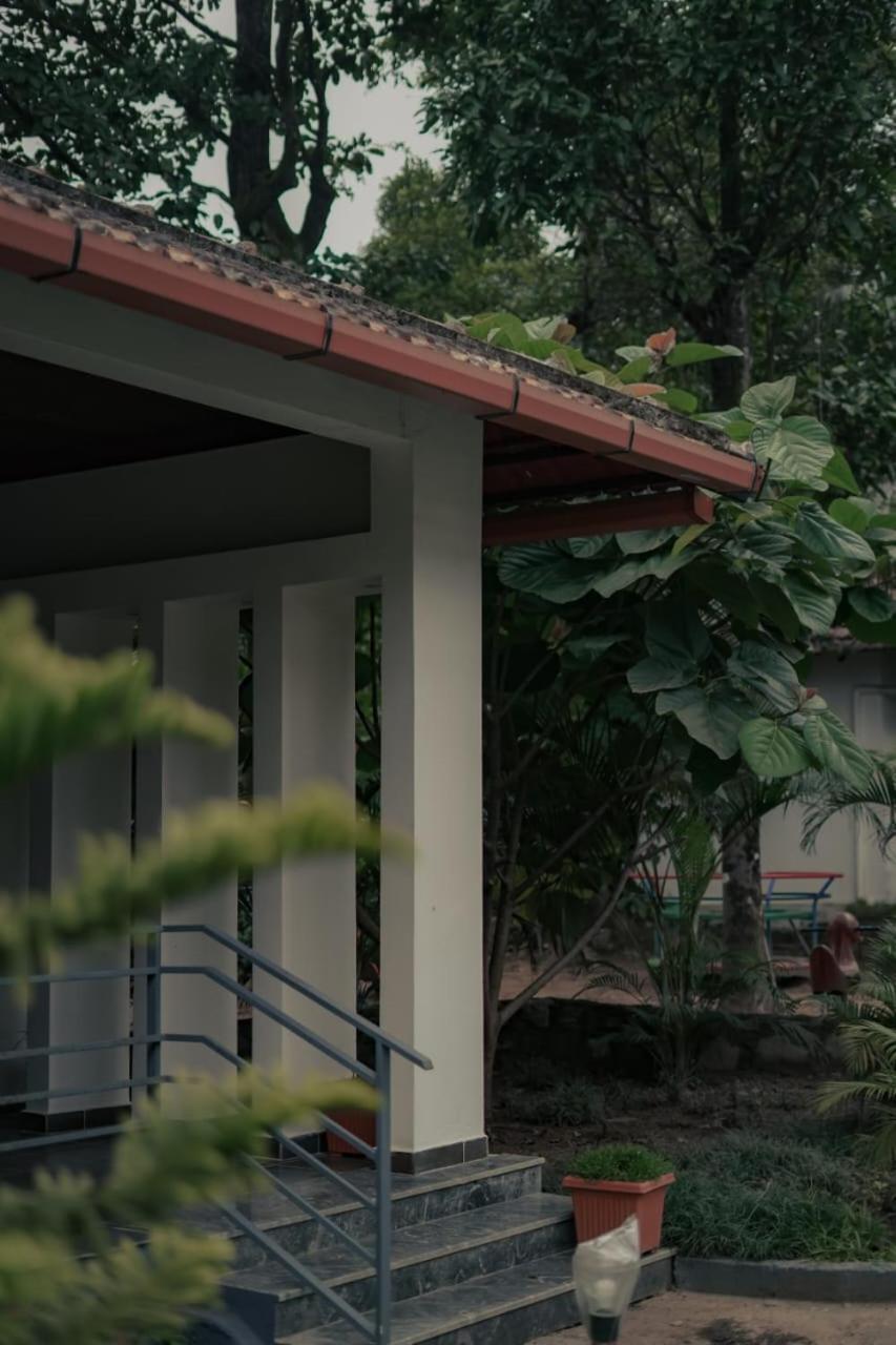 Hotel Coorggavadana Madikeri Exteriér fotografie